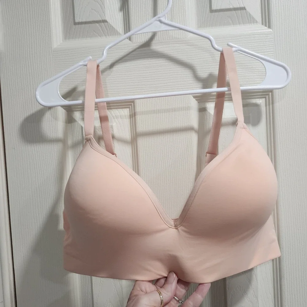 Honeydew 40C‎ Lightly Lined Wireless Bra Peach Smooth Stretch Everyday Comfort